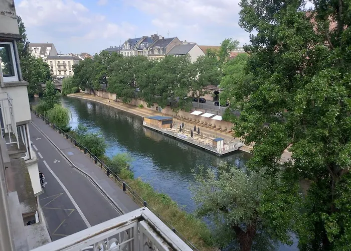 Grand Au Coeur De 아파트