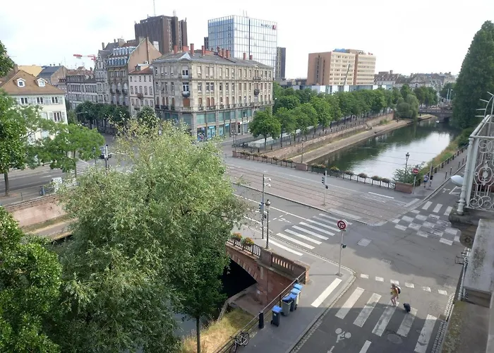 Grand Au Coeur De Апартаменты *